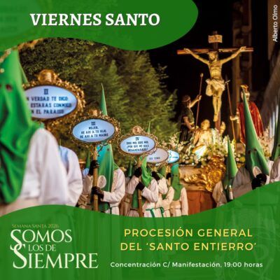 Procesión del Santo Entierro (fotografía de Alberto Olmo).