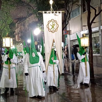 La Cofradía trasladó al “Cristo de las Siete Palabras” en la noche del Lunes Santo